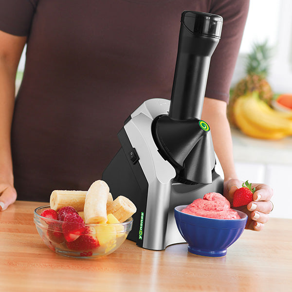 Máquina Procesadora para Helados Naturales con Fruta Congelada Yonanas Clásico 902