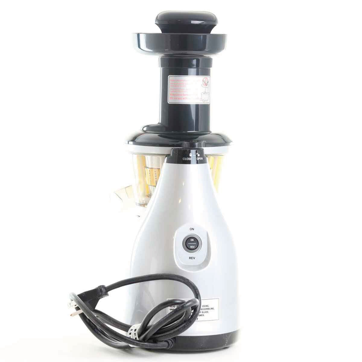 Extractor de Jugo Vertical Prensa Fría Doméstico Plata Omega VRT350X Rempacado